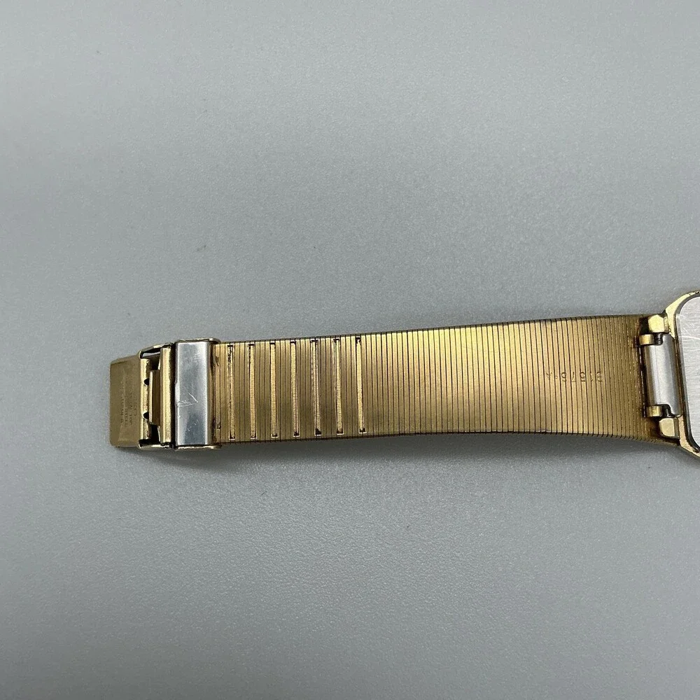 Vintage Seiko Quartz Mens Watch 25mm Gold Tone Mesh 5Y30-5B49 New Battery 7.75